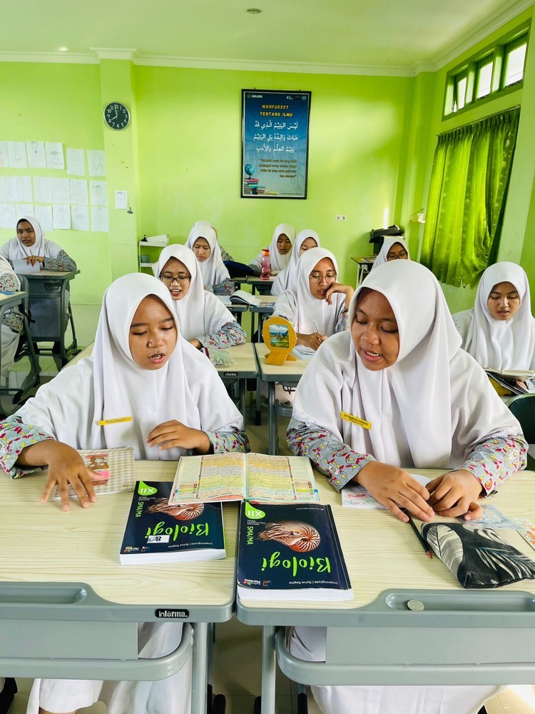 Pentingnya Pendidikan Nilai di Sekolah Berbasis Pesantren
