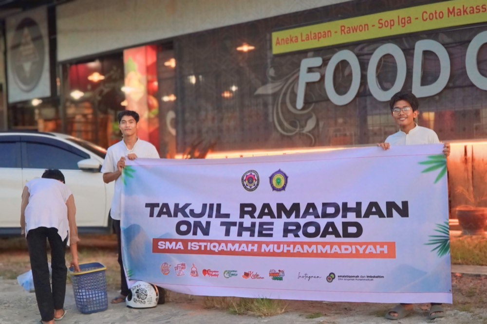 Takjil on the Road “Berbagi Manisnya Ramadhan”